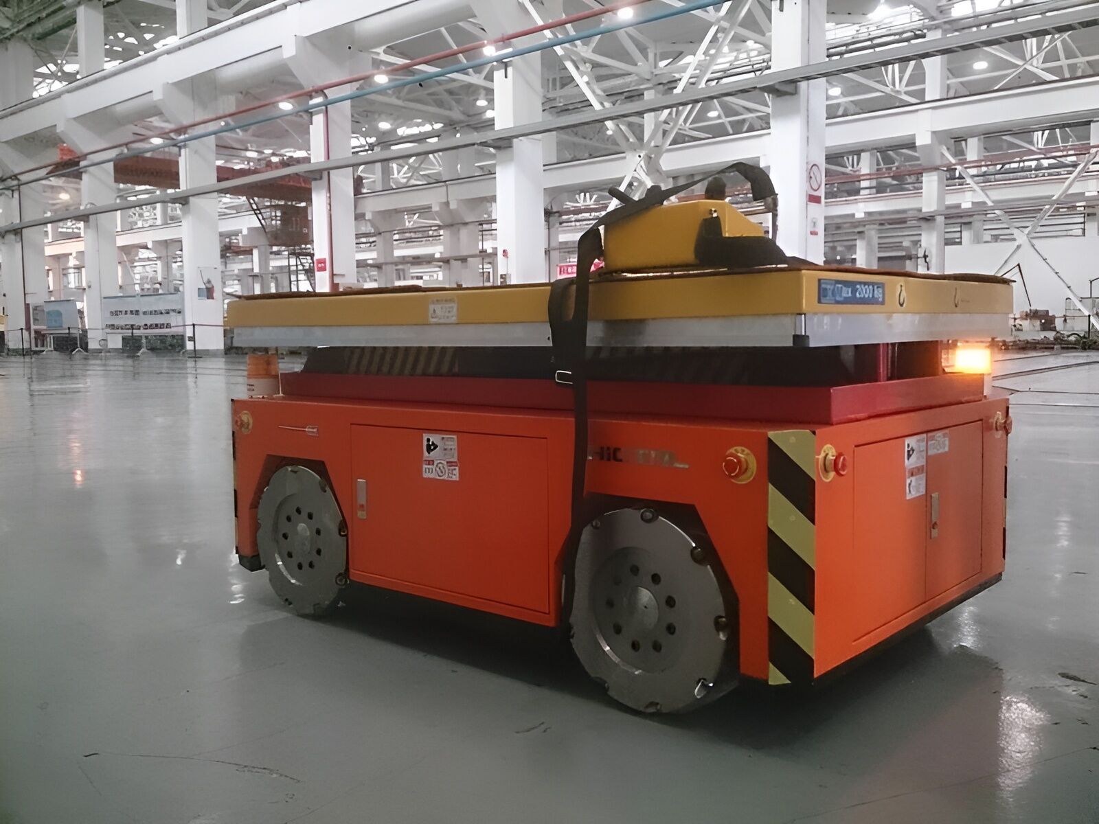 Краткое руководство по типам автоматизированных самоходных тележек (AGV)